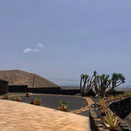Villa Luciano "Spirit Of The Canaries" Tías Εξωτερικό φωτογραφία